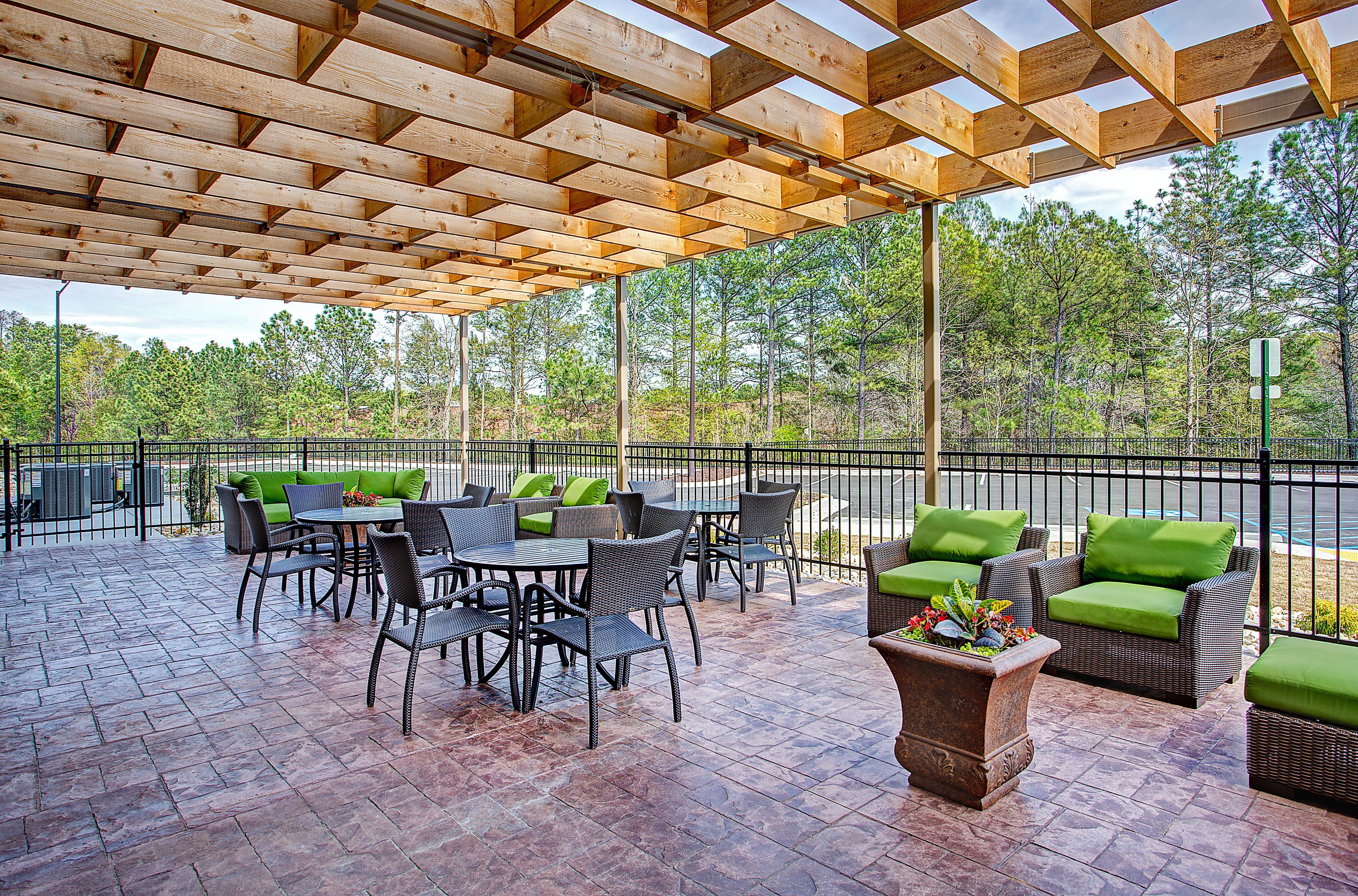 Holiday Inn Express & Suites Covington By Ihg Exterior foto