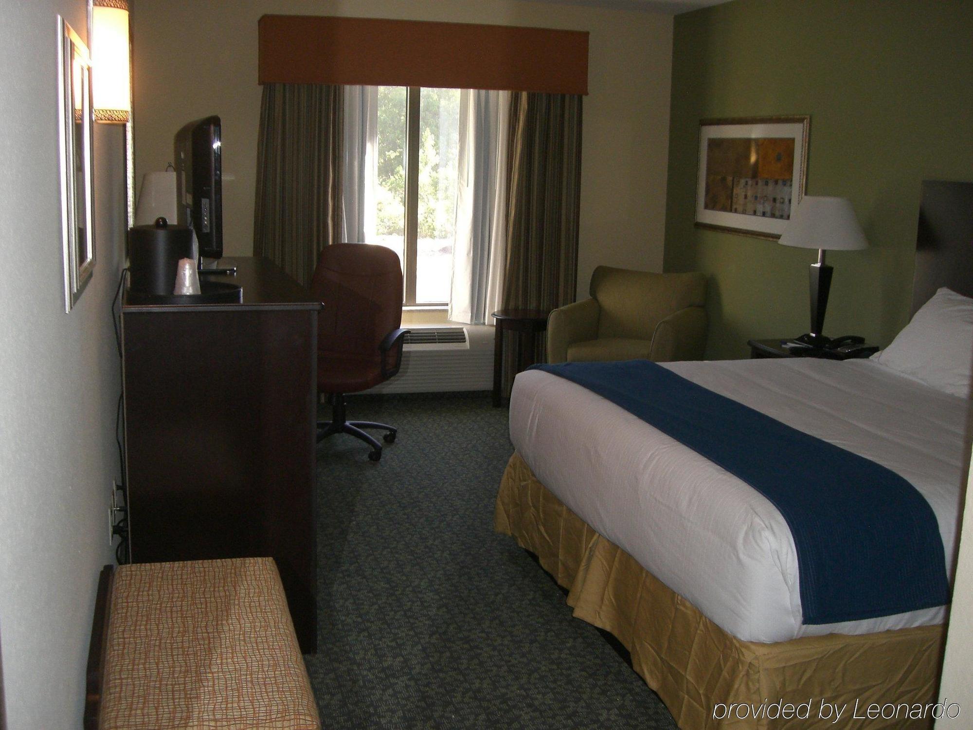 Holiday Inn Express & Suites Covington By Ihg Exterior foto