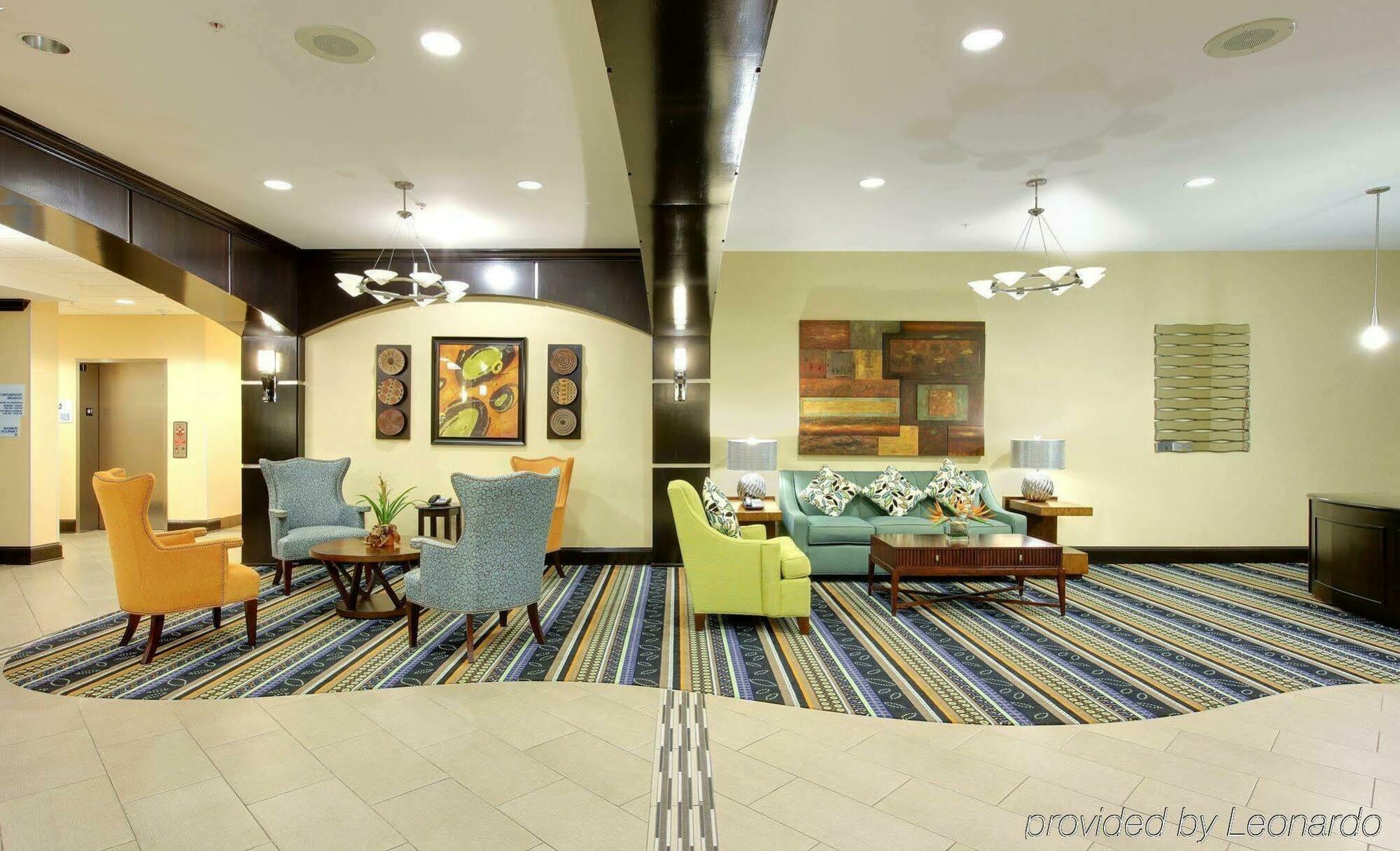 Holiday Inn Express & Suites Covington, An Ihg Hotel Interior foto